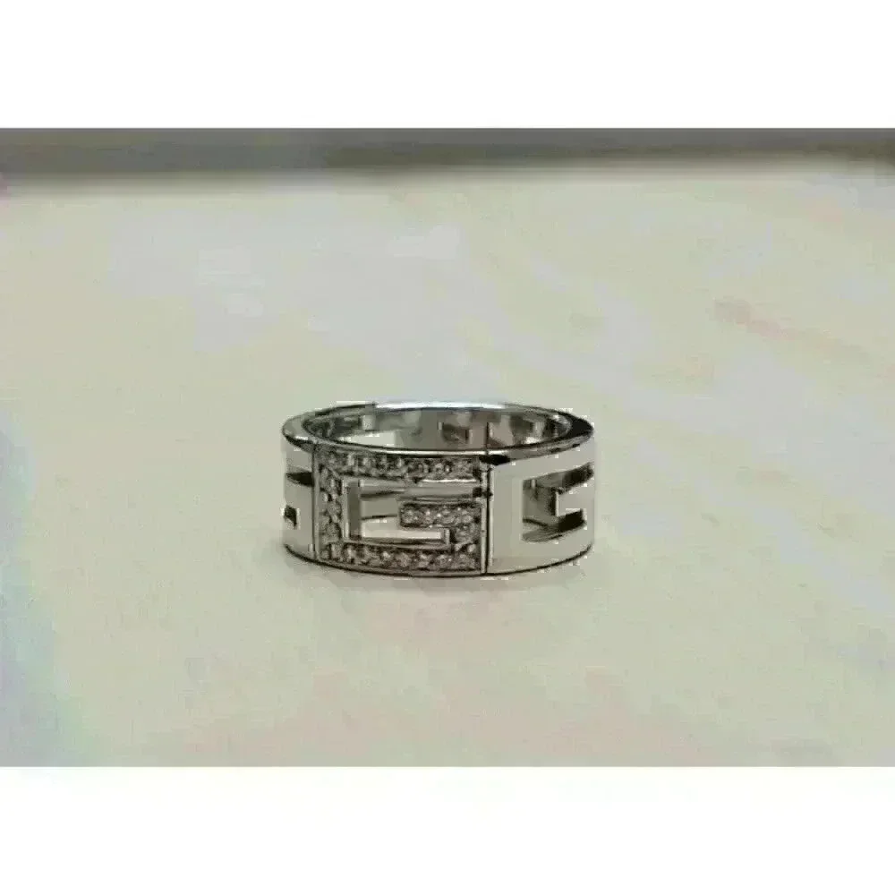 Gucci 18kt White Gold Logo 